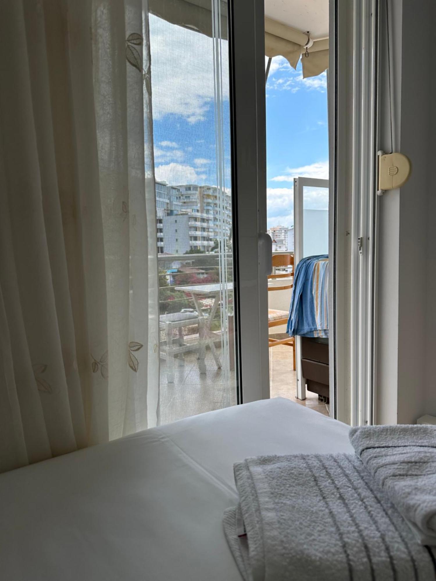Ferienwohnung Luxy Coral Aparts Sarandë Exterior foto